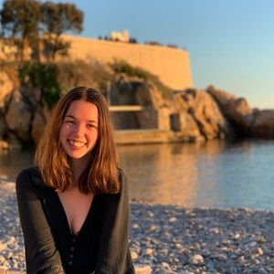 Meet your Posher, Aline